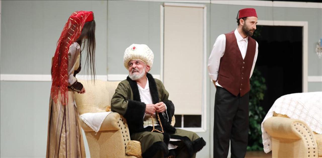 “TAHİR İLE ZÜHRE” BAŞAKŞEHİRLİLERİ GEÇMİŞE GÖTÜRDÜ