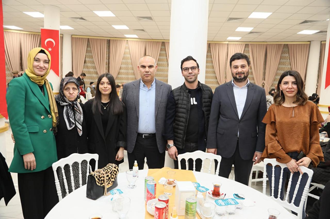 BAŞKAN ÖZTEKİN ŞEHİT YAKINLARI VE GAZİLERLE İFTAR YAPTI