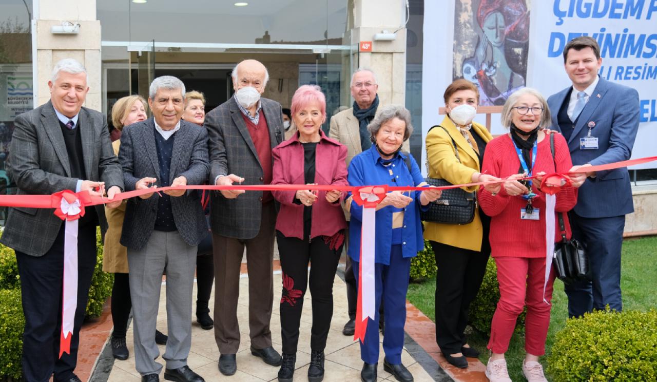 “Devinimsel Bakış” sergisi sanatseverlerle buluştu