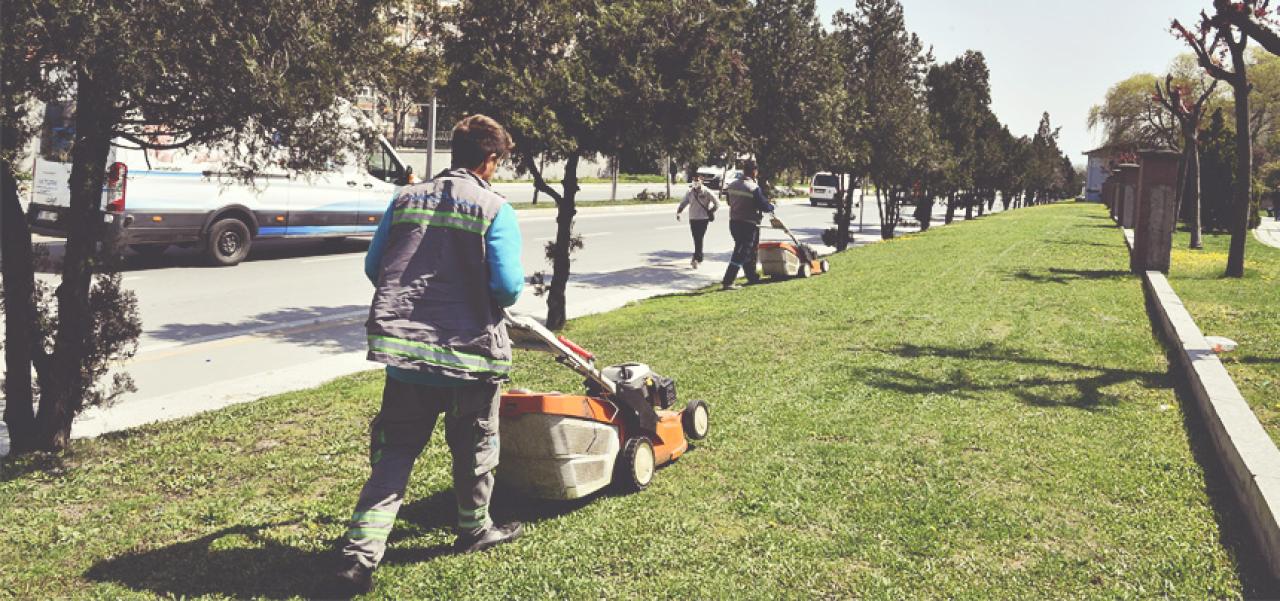 BEYLİKDÜZÜ’NDE BAHAR HAZIRLIĞI BAŞLADI