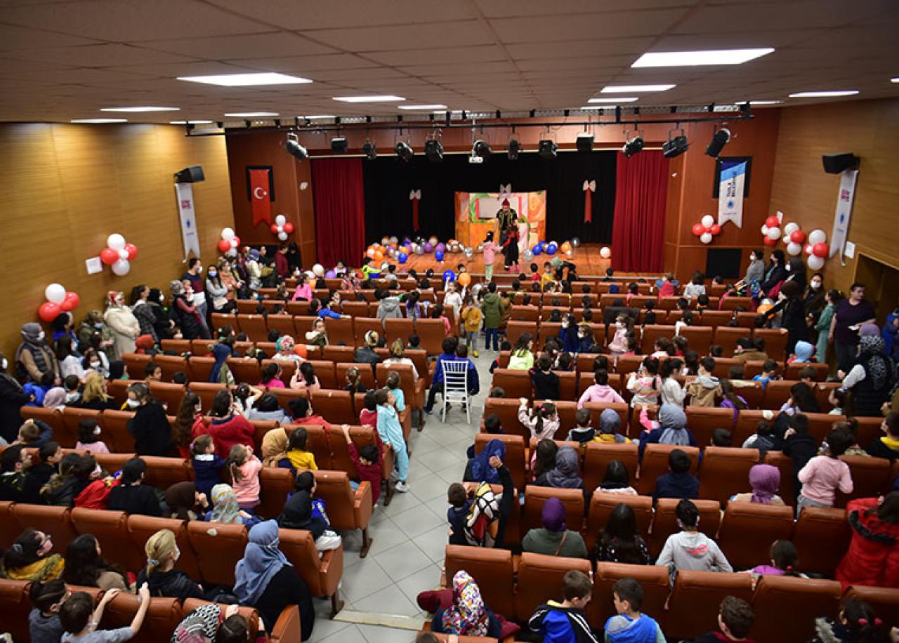 Tuzla’da Ara Tatil Çocuk Şenliği Düzenlendi