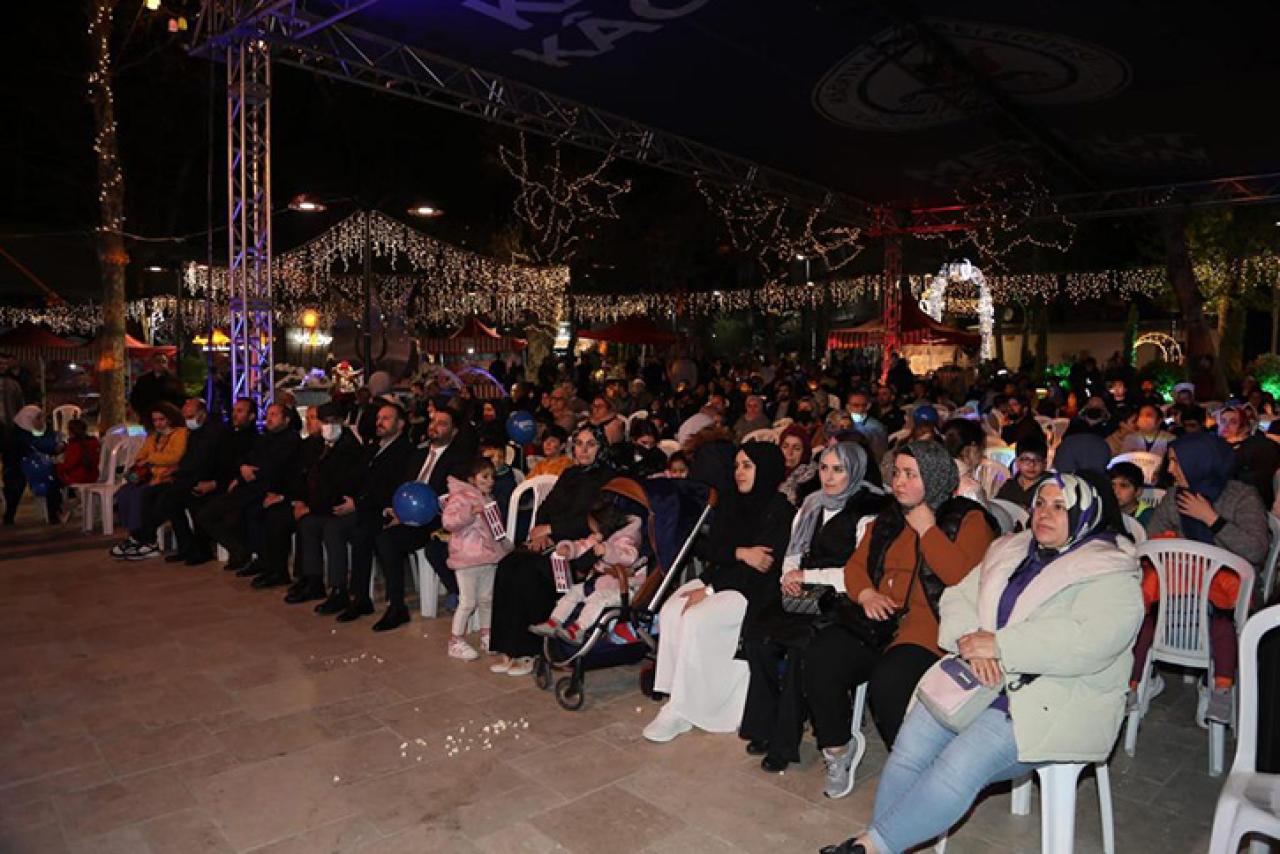 KAĞITHANE'DE RAMAZAN ŞİİRLER VE SÖYLEŞİLERLE GEÇİYOR