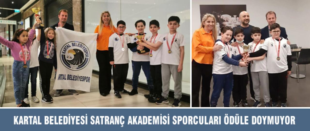 KARTAL BELEDİYESİ SATRANÇ AKADEMİSİ SPORCULARI ÖDÜLE DOYMUYOR