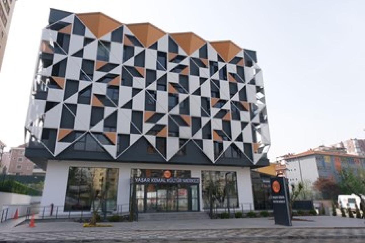 Yaşar Kemal Kültür Merkezi için büyük açılış 