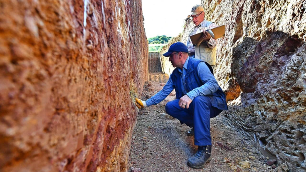 İzmir’de olası afetler önceden bilinecek