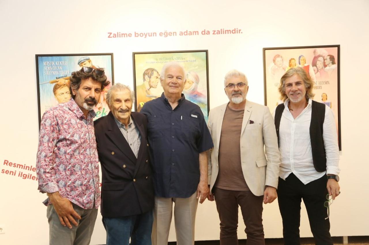 EFSANE FİLMLERİN AFİŞLERİ SKSM’DE