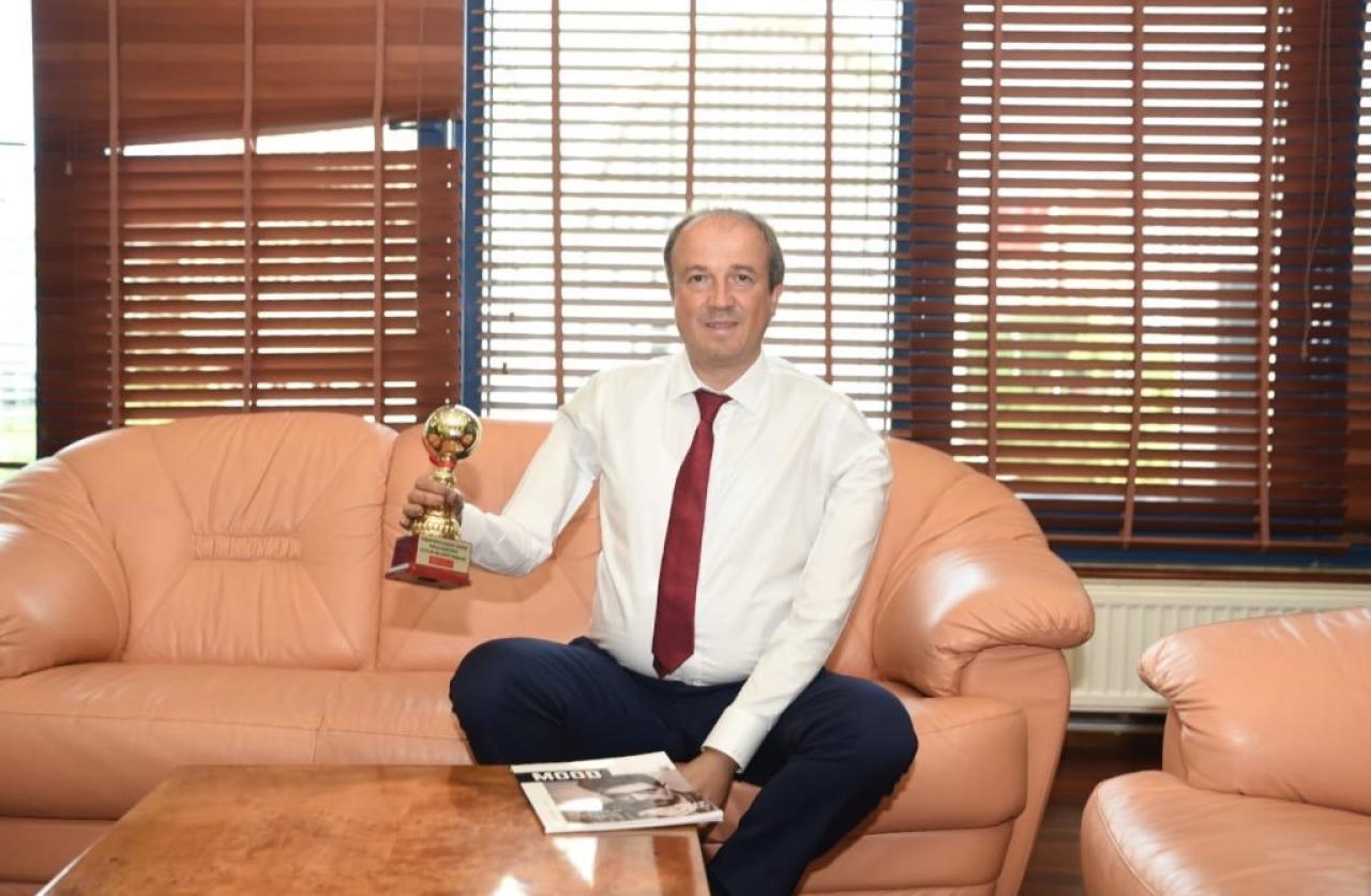 Turan Hançerli’ye Yaşam Boyu Başarı Ödülü