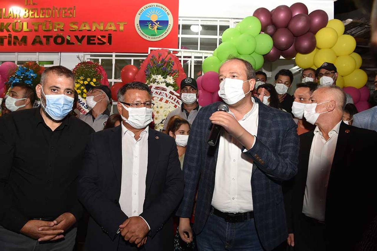 HANÇERLİ BİR SÖZÜNÜ DAHA TUTTU:  ROMAN KÜLTÜR SANAT VE EĞİTİM ATÖLYESİ AÇILDI