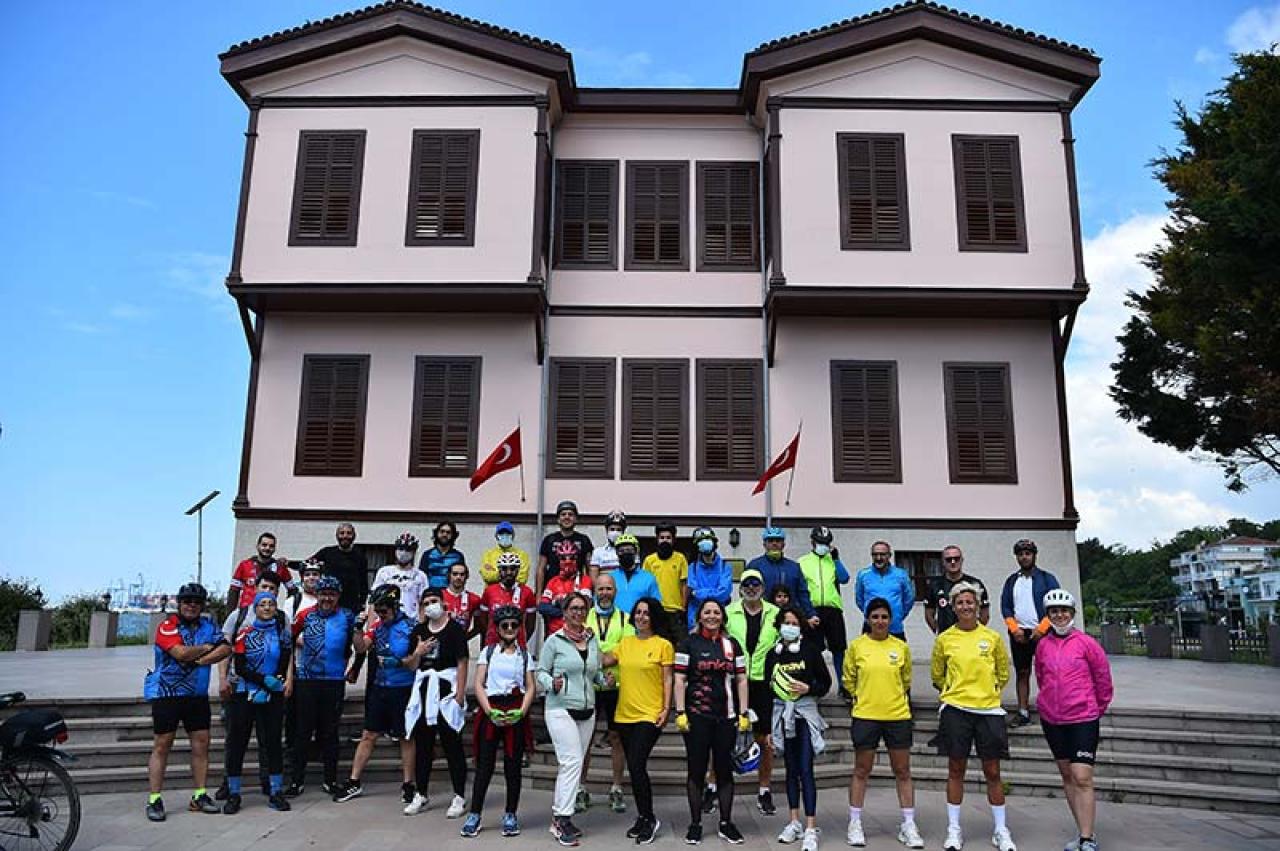 AVCILAR’DA PEDALLAR SAĞLIK İÇİN ÇEVRİLDİ