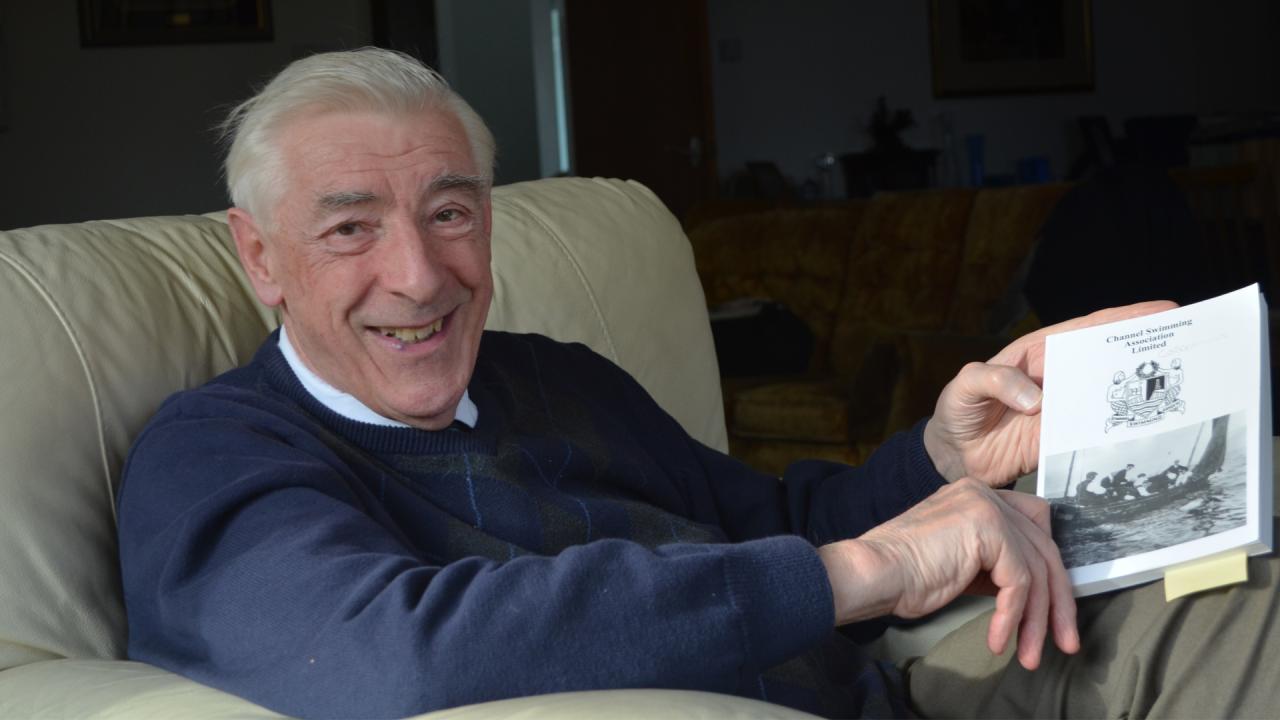 Dünyaca ünlü yüzücü 79 yaşındaki Michael Read, Avcılar Belediye Başkanı Turan Hançerli’nin konuğu olarak Avcılar’da.