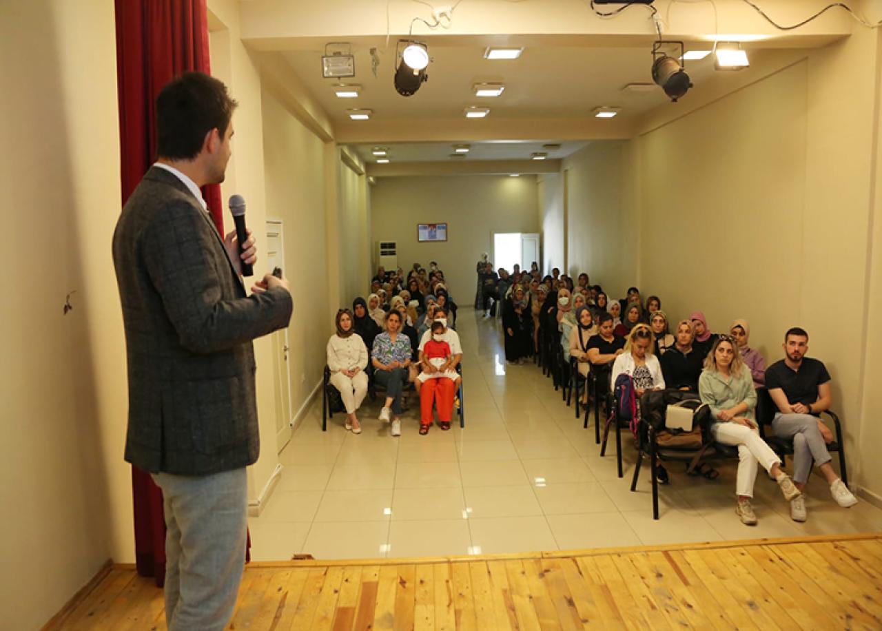 Tuzlalı Annelere Göz Sağlığı Eğitimi Verildi