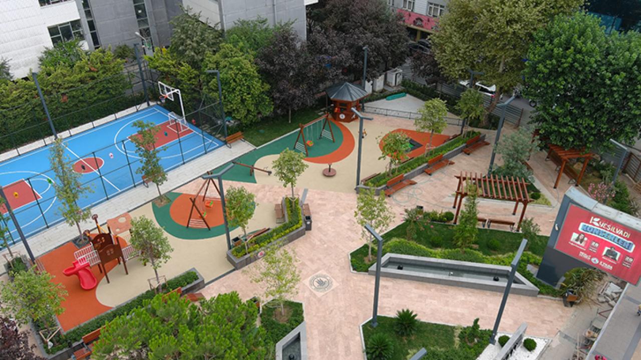 BOSNA HERSEK MEYDANI MUHTAR ZEKİ UZUN PARKI AÇILDI