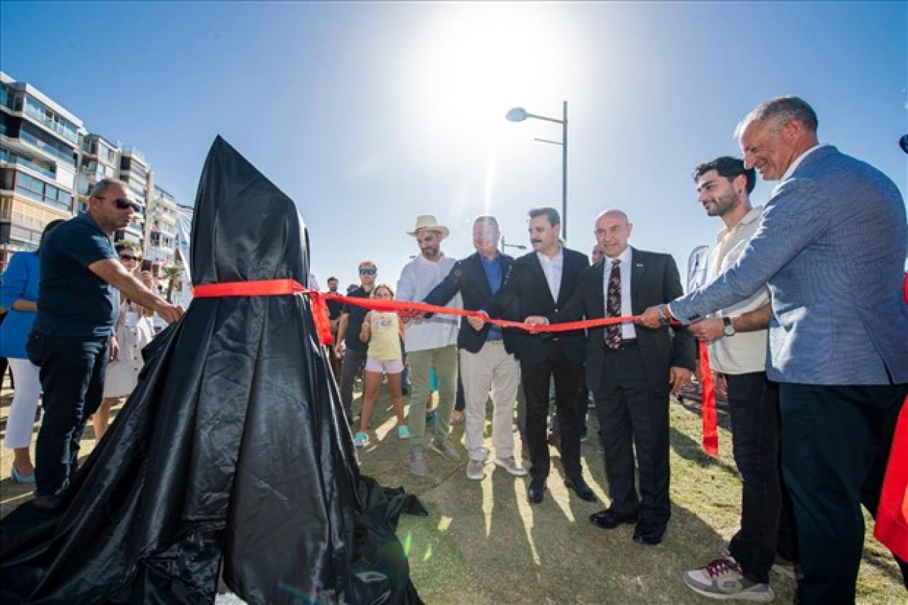 100. yıl Gündoğdu Meydanı'nda anı taşıyla ölümsüzleşti