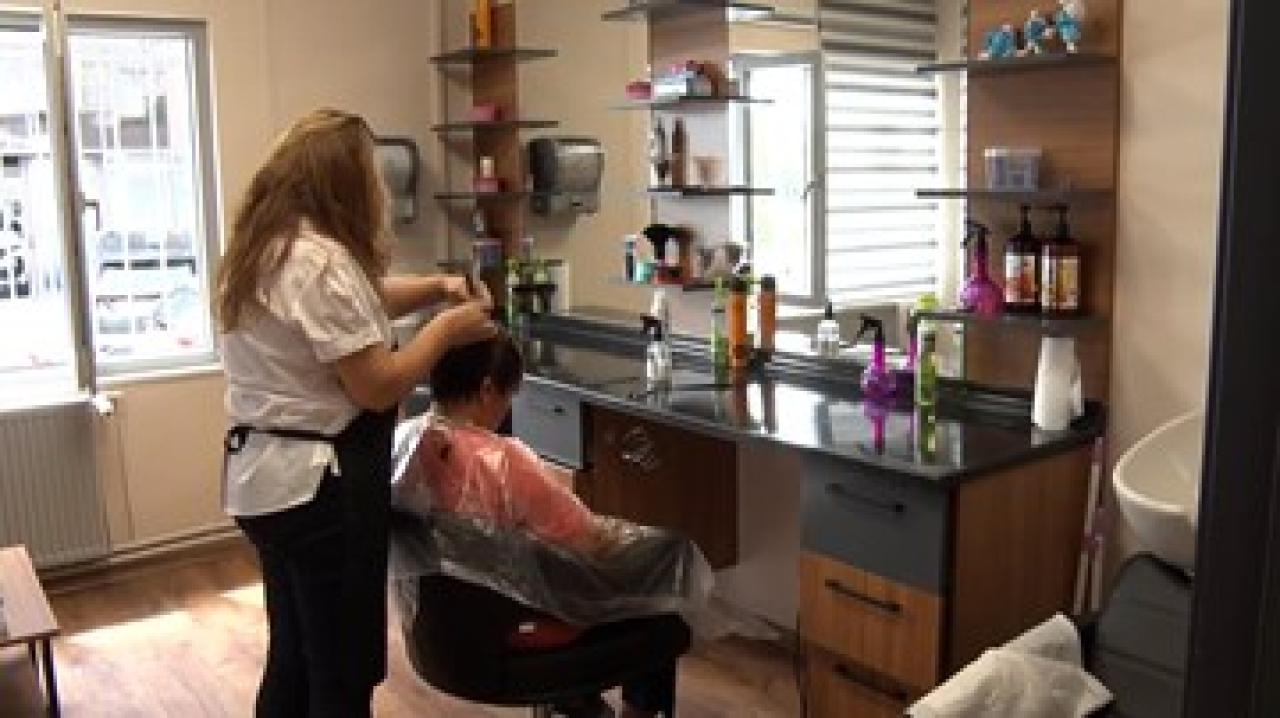 Maltepelilerin kuaför salonu hizmete açıldı