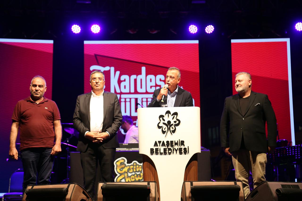 7. KARDEŞ KÜLTÜRLERİN FESTİVALİ COŞKUYLA BAŞLADI