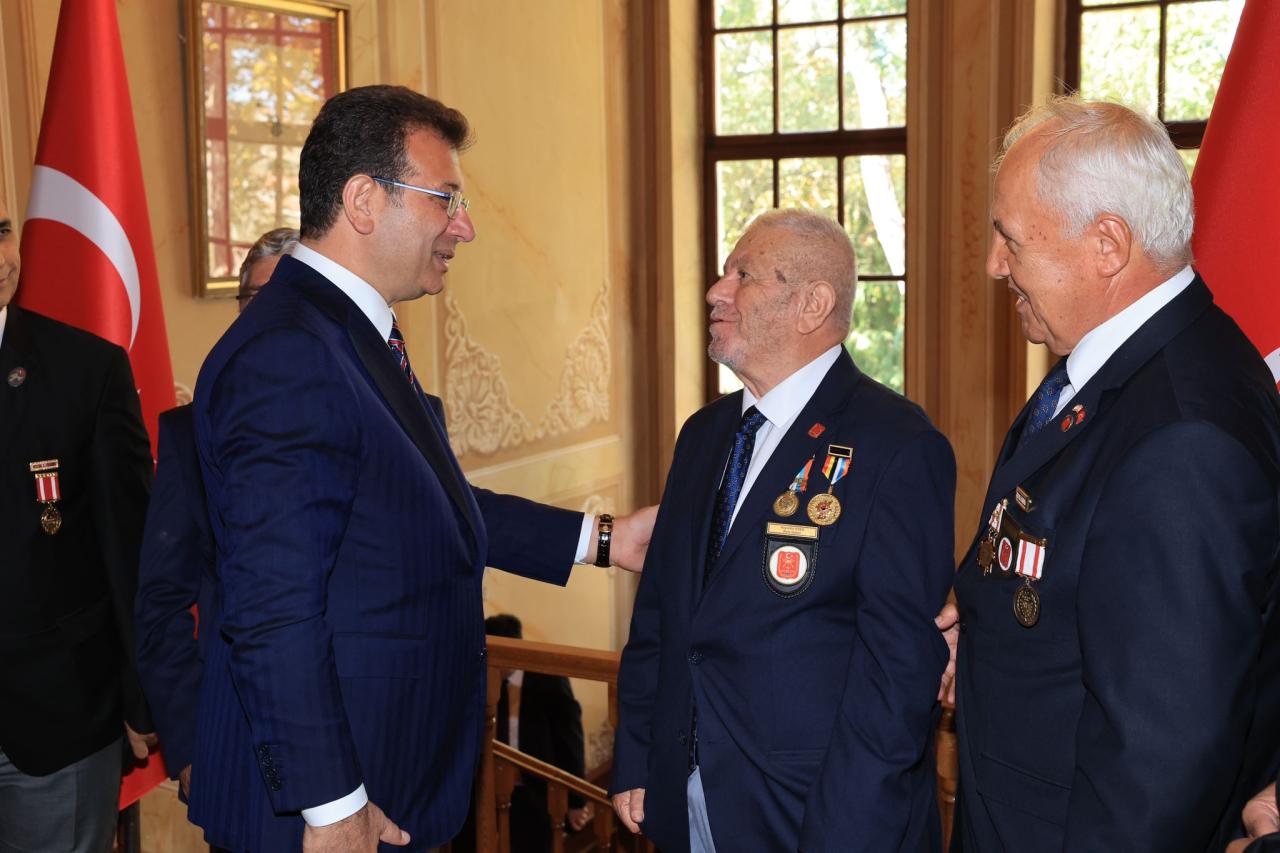 GAZİLERDEN İMAMOĞLU’NA: HALİMİZİN HATIRIMIZIN SORULMASI ANLAMLI HALE GELDİ