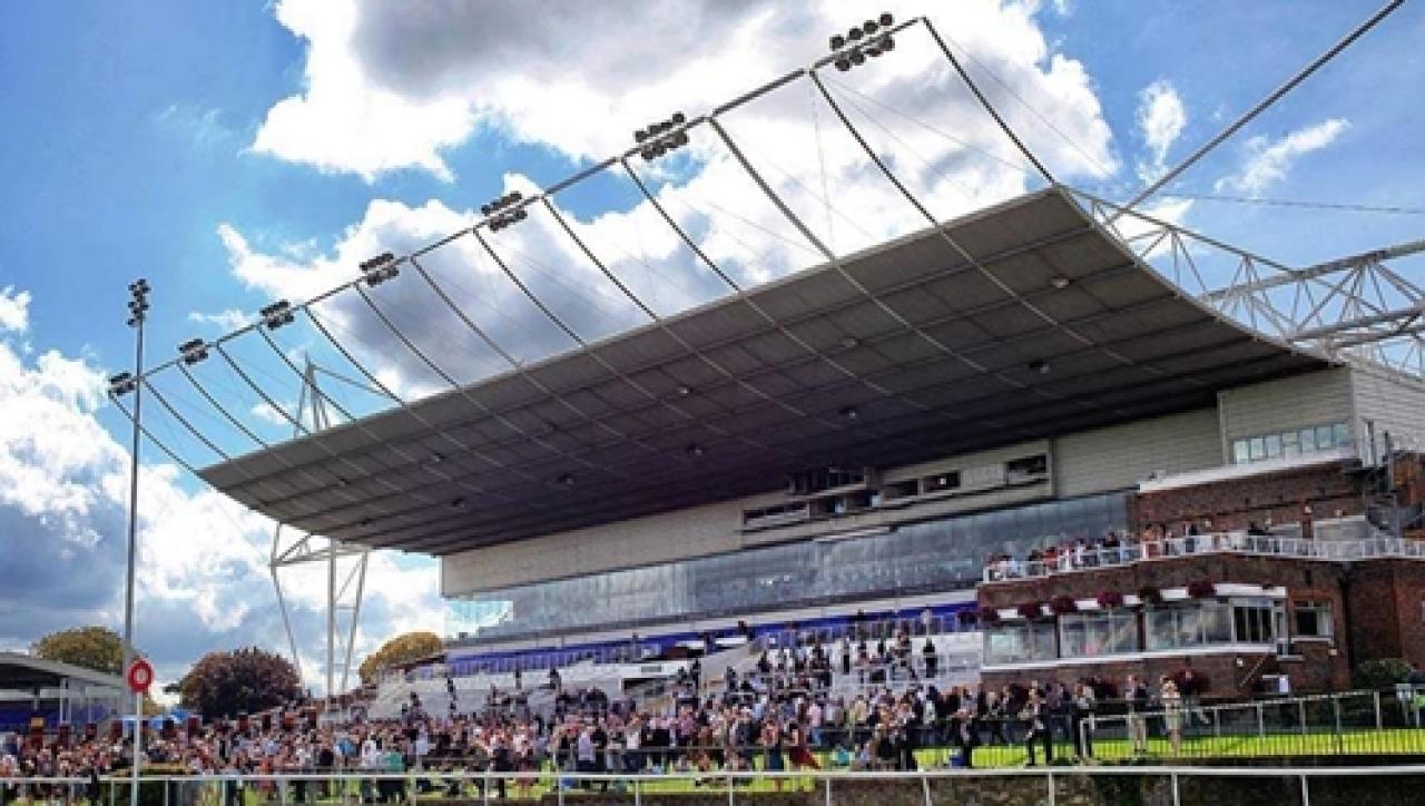 21 Eylül Çarşamba Kempton Park yarış programı ve erken bahis oranları belli oldu