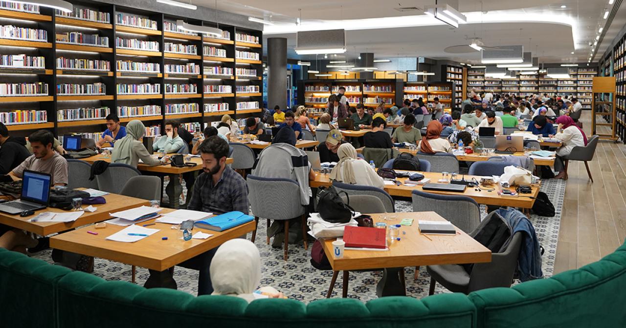 ÜSKÜDAR’DA GENÇLERİN İKİNCİ EVİ 7/24 AÇIK OLAN KÜTÜPHANELERİMİZ