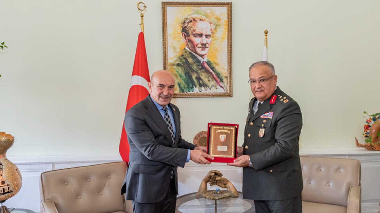 Başkan Soyer Ege Ordu Komutanı Kemal Yeni’yi konuk etti