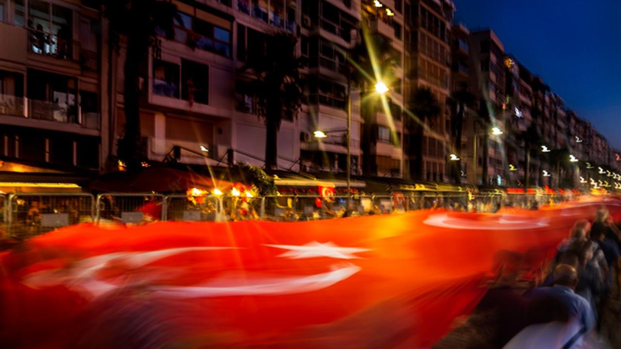 İzmir’in Kurtuluşu’nun 100. Yılı fotoğraf yarışması sonuçlandı