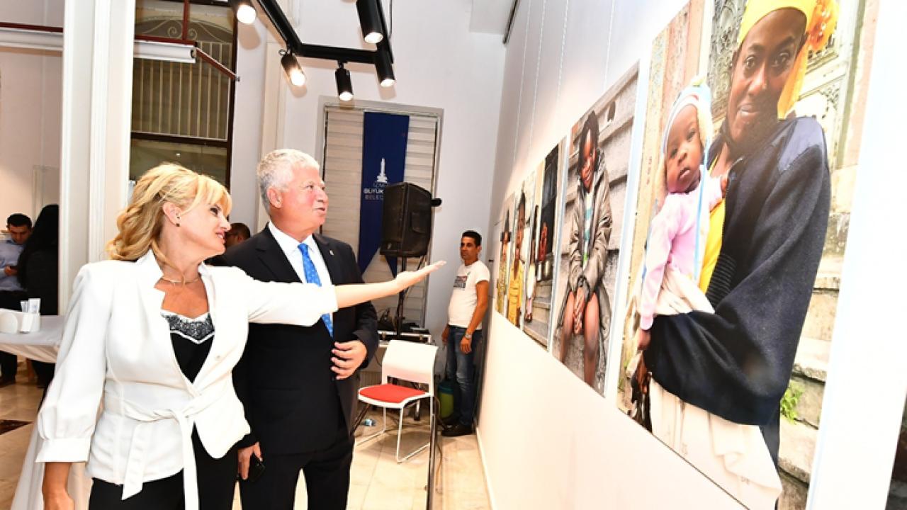 “Basmane’nin Renkleri” fotoğraf sergisi açıldı