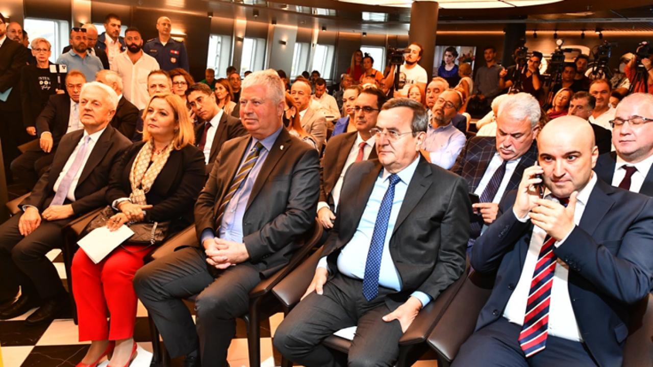 Selanik-İzmir seferleri başladı