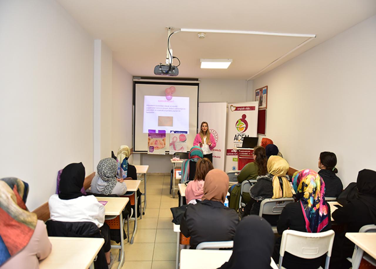 Meme Kanseri Farkındalık Semineri Düzenlendi