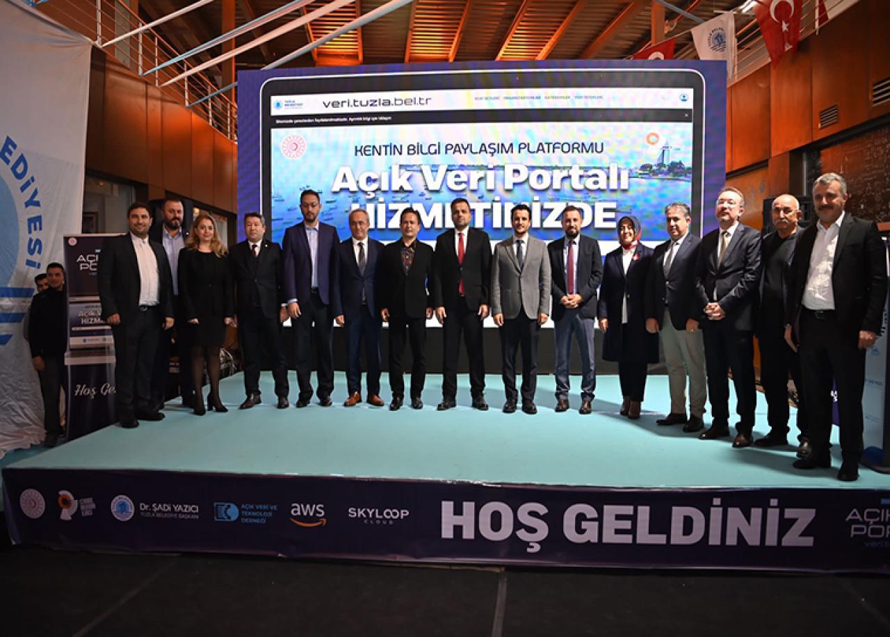 Tuzla Belediyesi’nden bir ilk ‘Açık Veri Portalı’ kullanıma açıldı