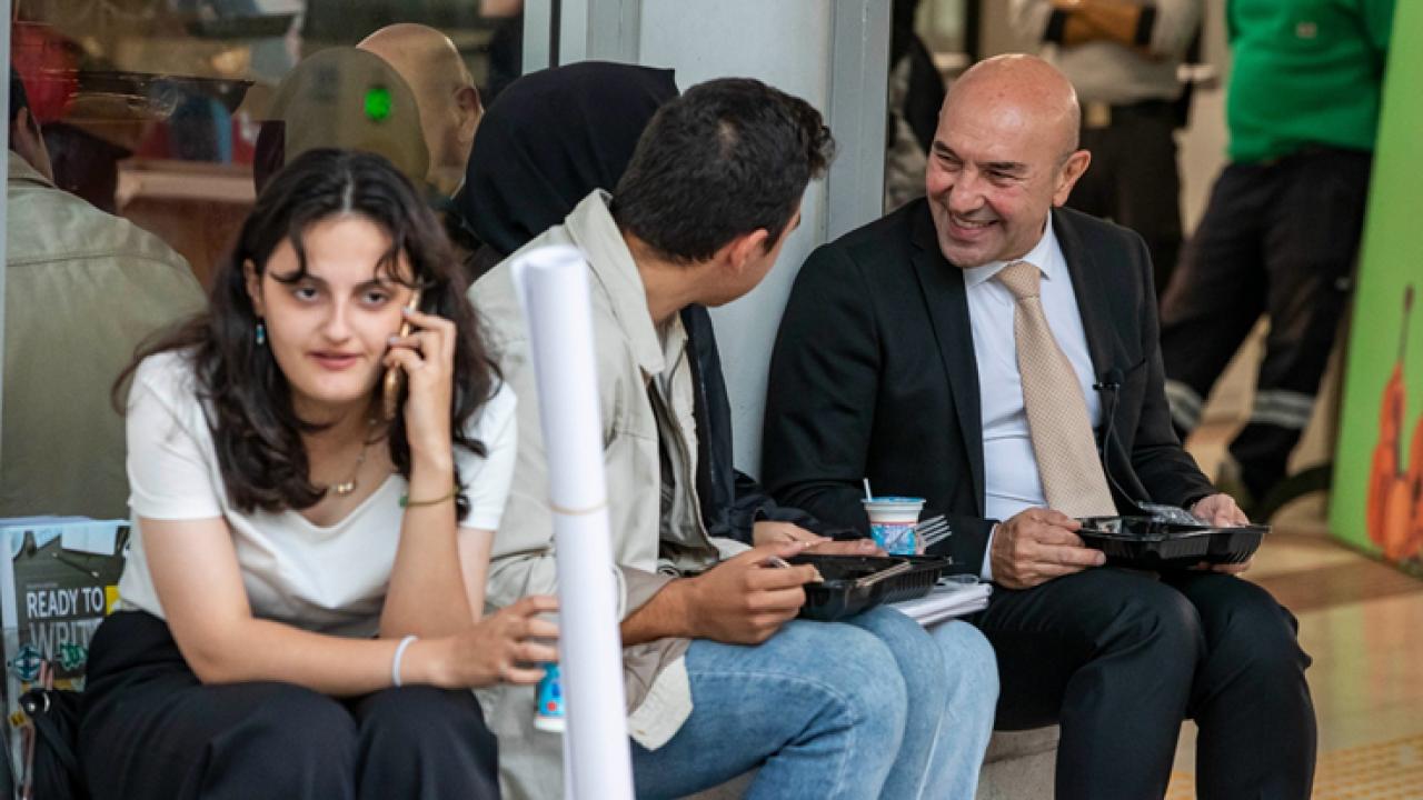 Gençlere başka sürprizlerimiz de var