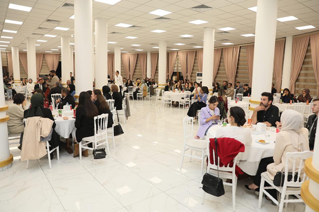 BAŞKAN ÖZTEKİN YENİ ATANAN ÖĞRETMENLERLE BULUŞTU