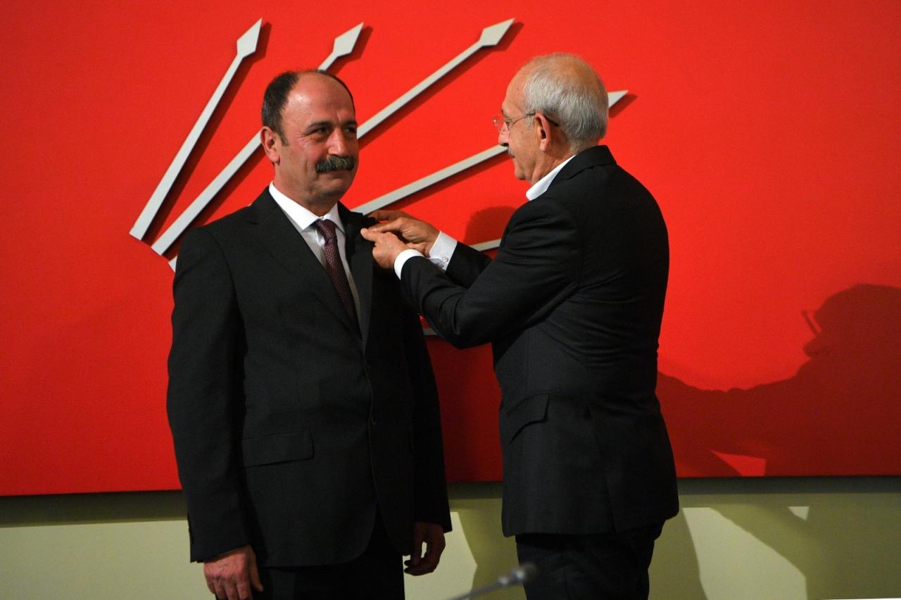 Nuşirevan Elçi, Cumhuriyet Halk Partisi'ne Katıldı