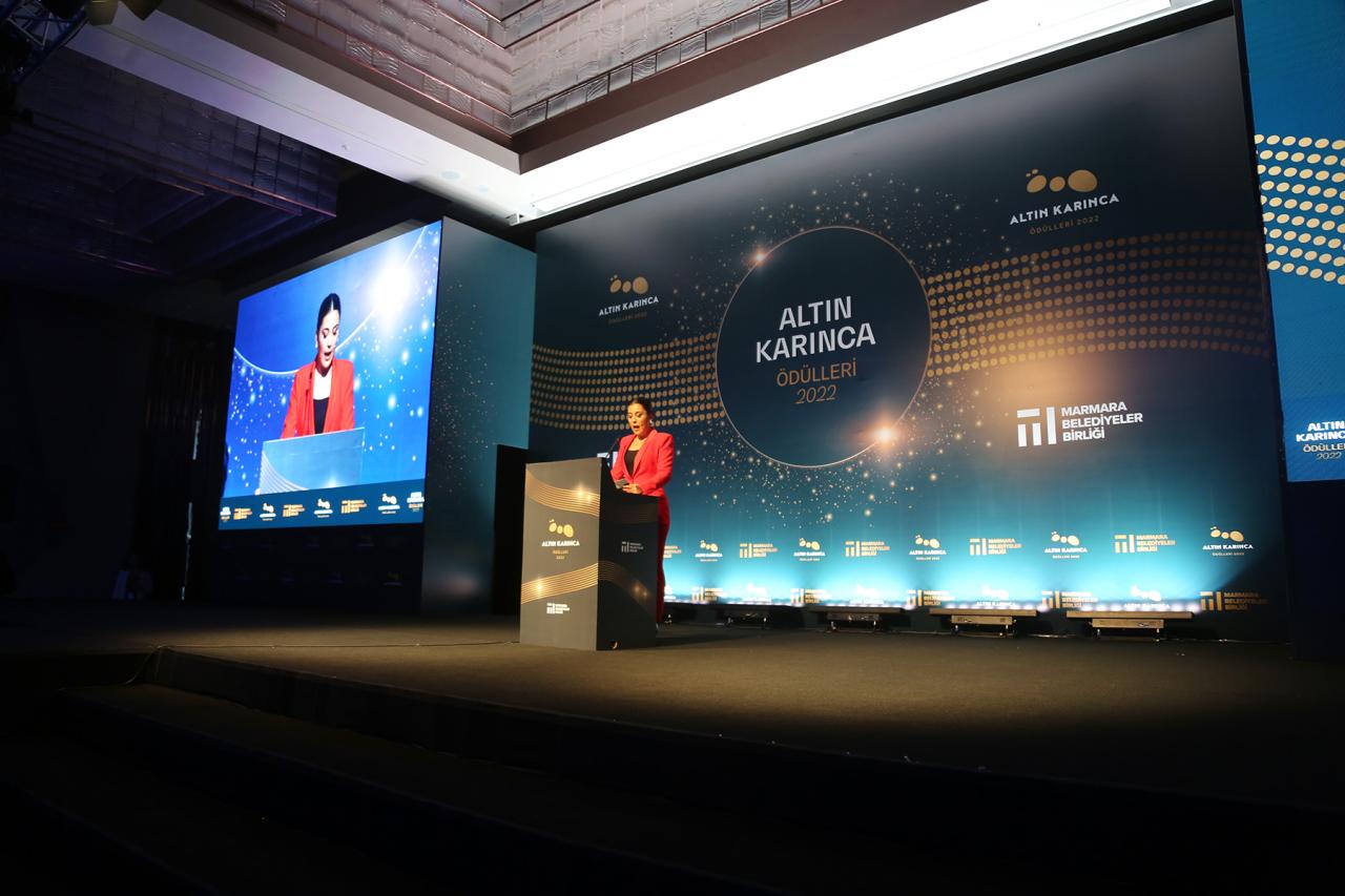 “FARKLI BİR MAHALLE MÜMKÜN” PROJESİ’NE ALTIN KARINCA’DAN ÖDÜL