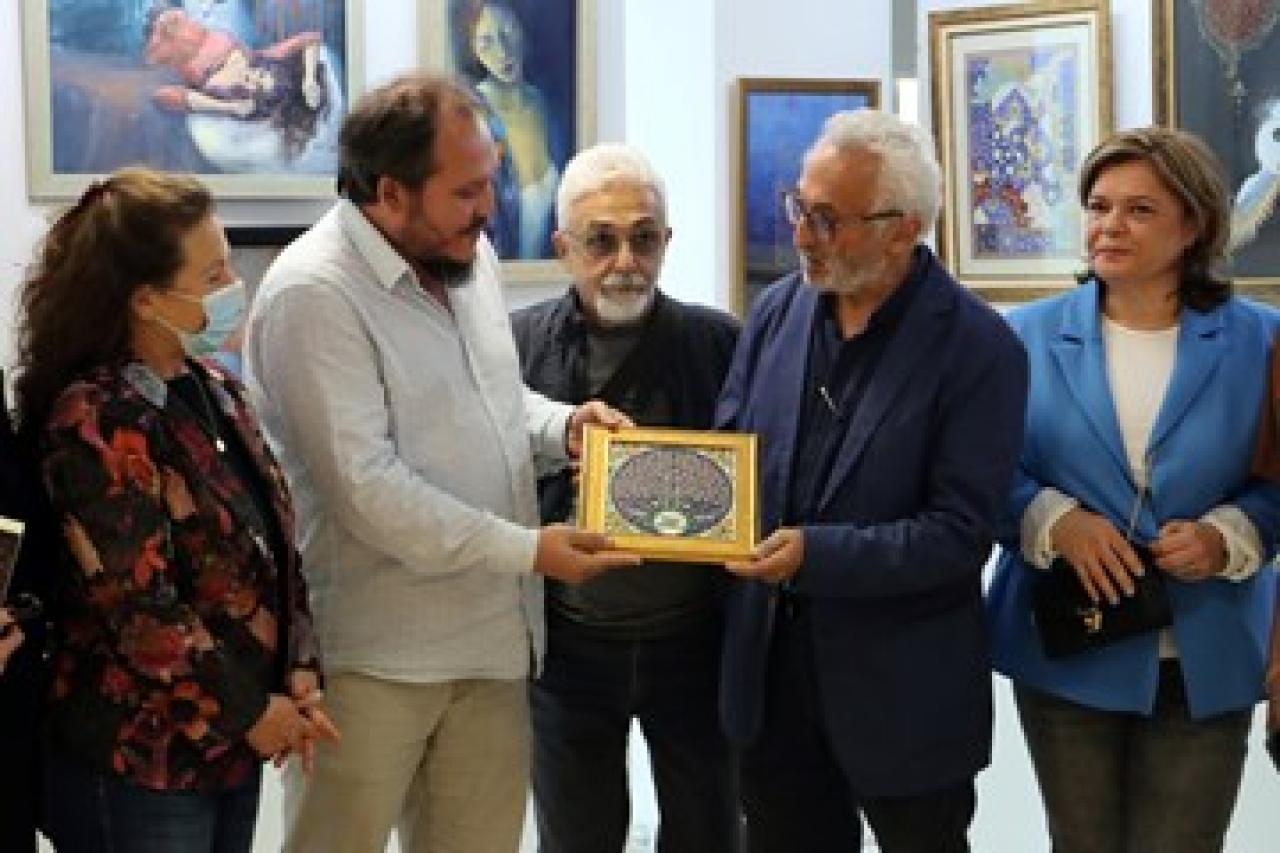 46 sanatçı Atatürk’ün anısına “Kırmızı 6” sergisinde buluştu