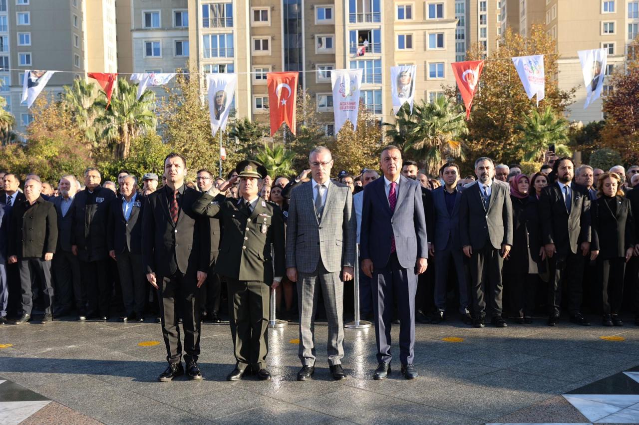 CUMHURİYETİMİZİN KURUCUSU ULU ÖNDER ATATÜRK 10 KASIM’DA ATAŞEHİR’DE ANILDI