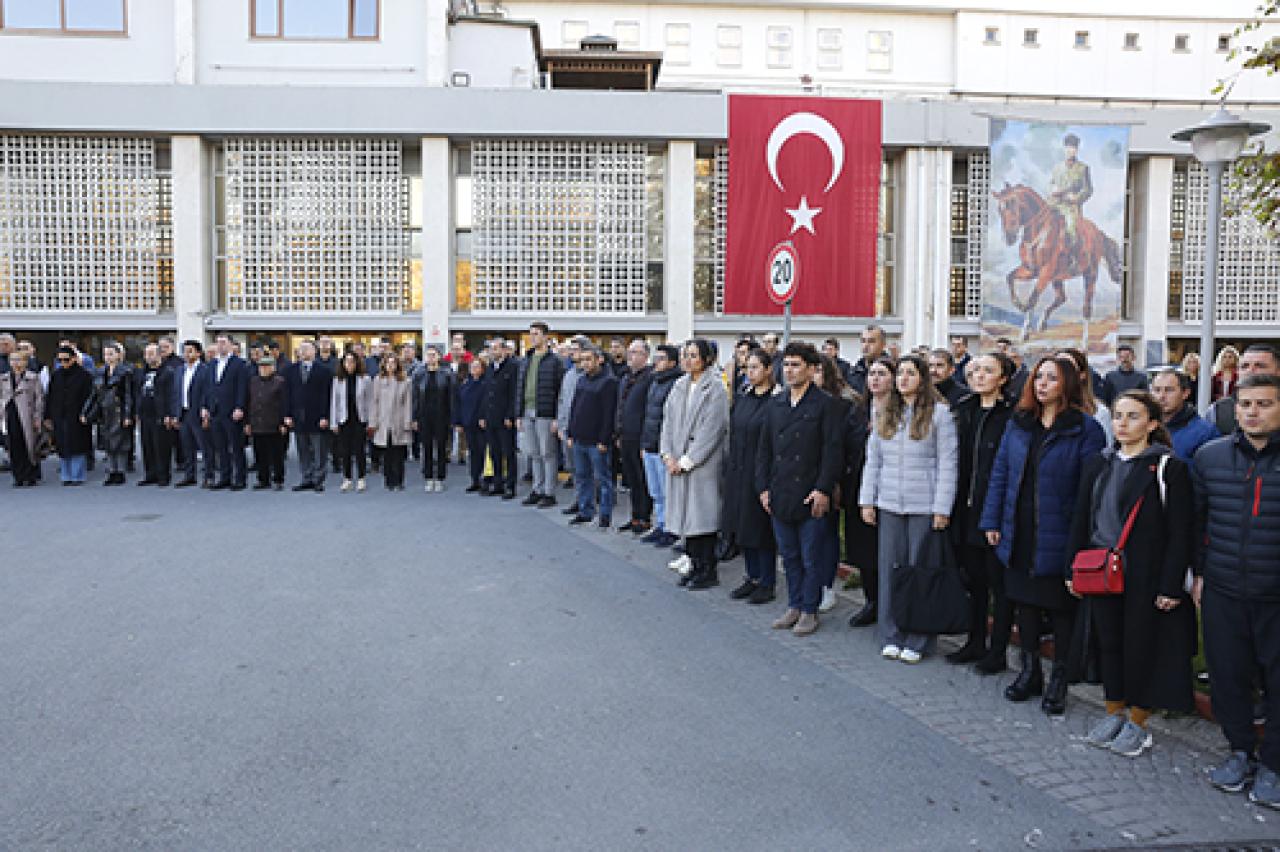 Atamızı bir kez daha sevgi, saygı ve özlemle andık