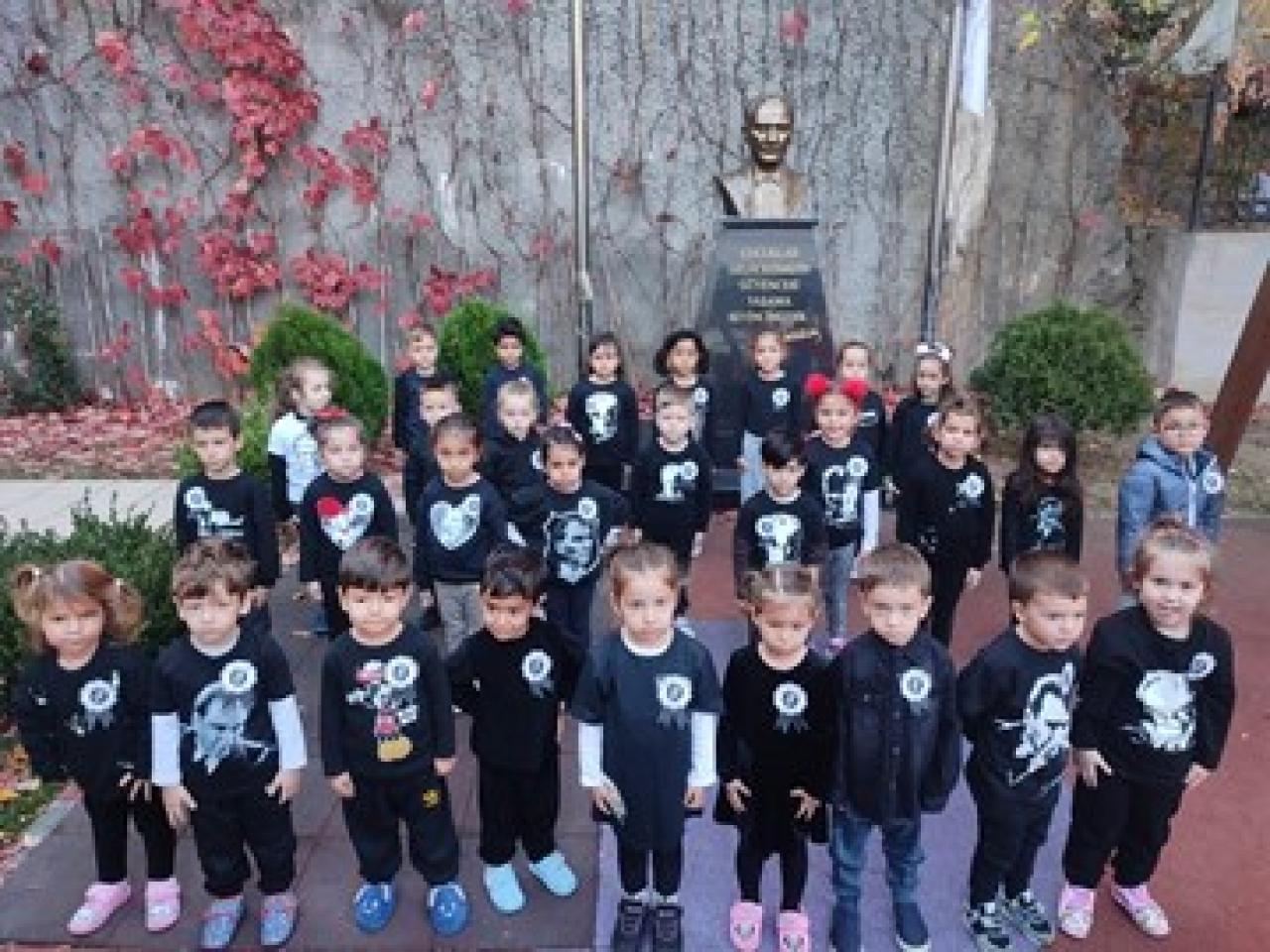 Maltepe, genciyle yaşlısıyla ‘Ata’sı için tek yürek