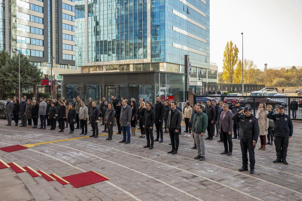 Büyük Önder Gazi Mustafa Kemal Atatürk, CHP Genel Merkezinde Anıldı