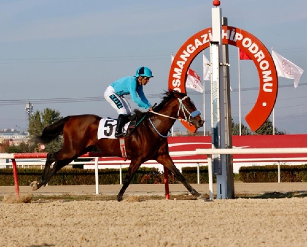 Yeşil Bursa Koşusu'nda birinciliğe Mavi Kılıç uzandı