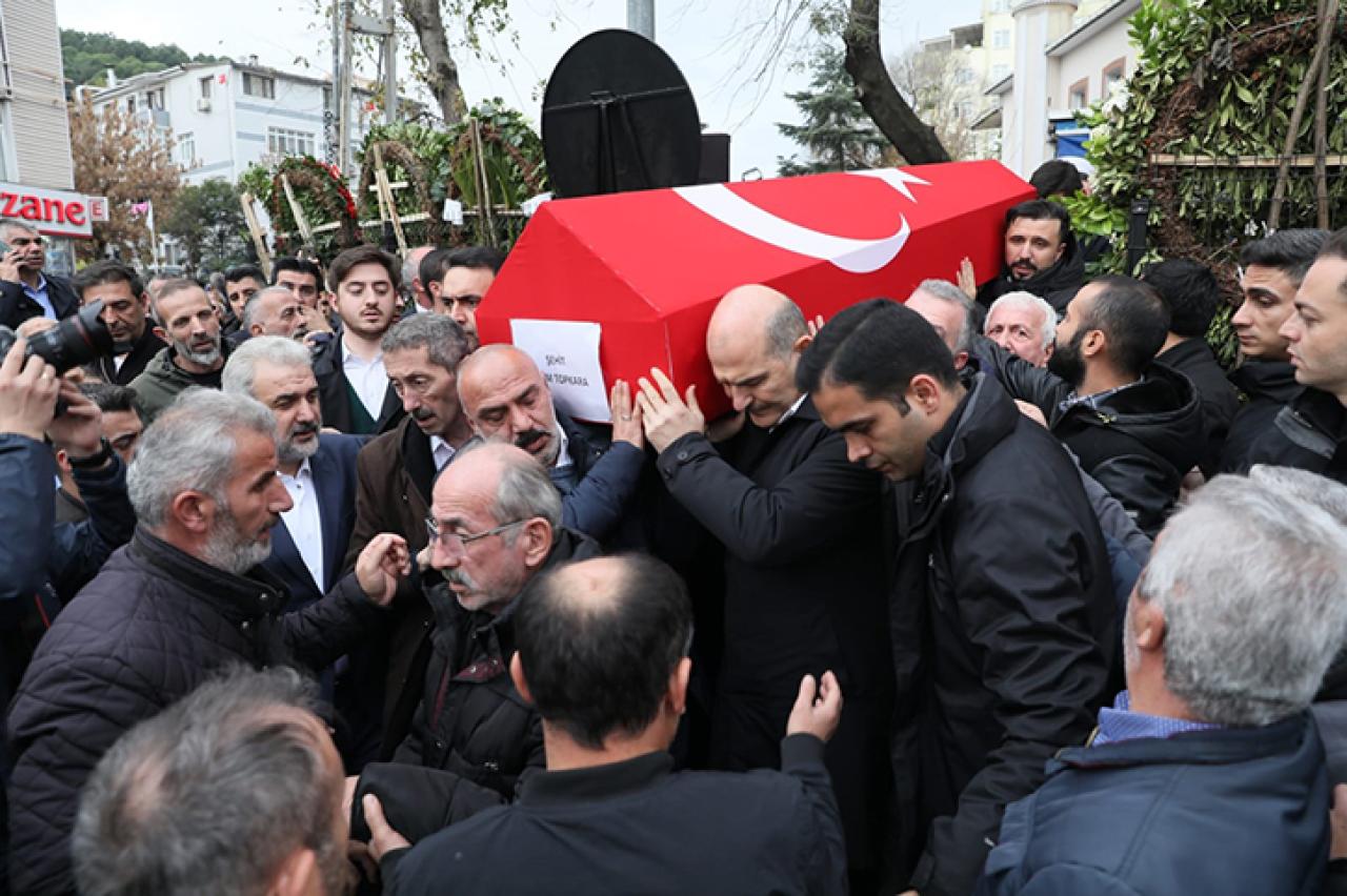 TAKSİM ŞEHİTLERİ SON YOLCULUKLARINA UĞURLANDI