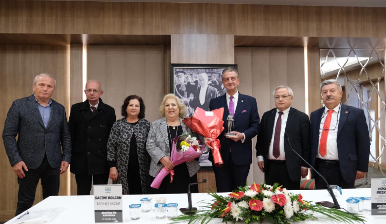 Atatürk, Büyükçekmece’de anlamlı etkinliklerle anıldı