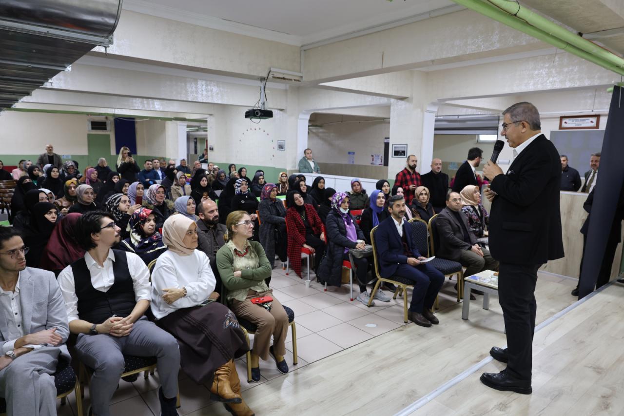 Psikologlardan 'akran zorbalığı' semineri