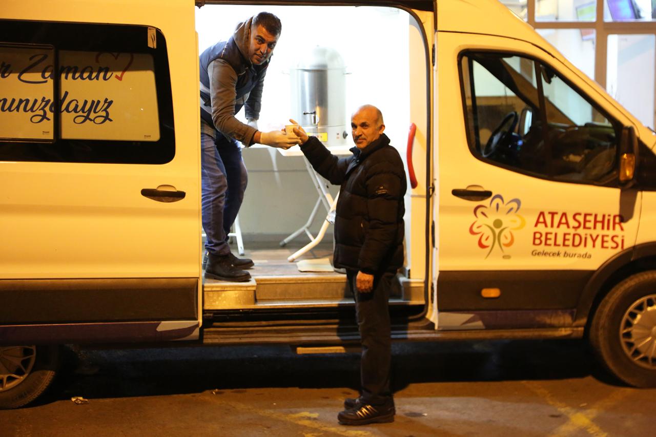 ATAŞEHİRLİLER GÜNE SICAK ÇORBAYLA BAŞLIYOR