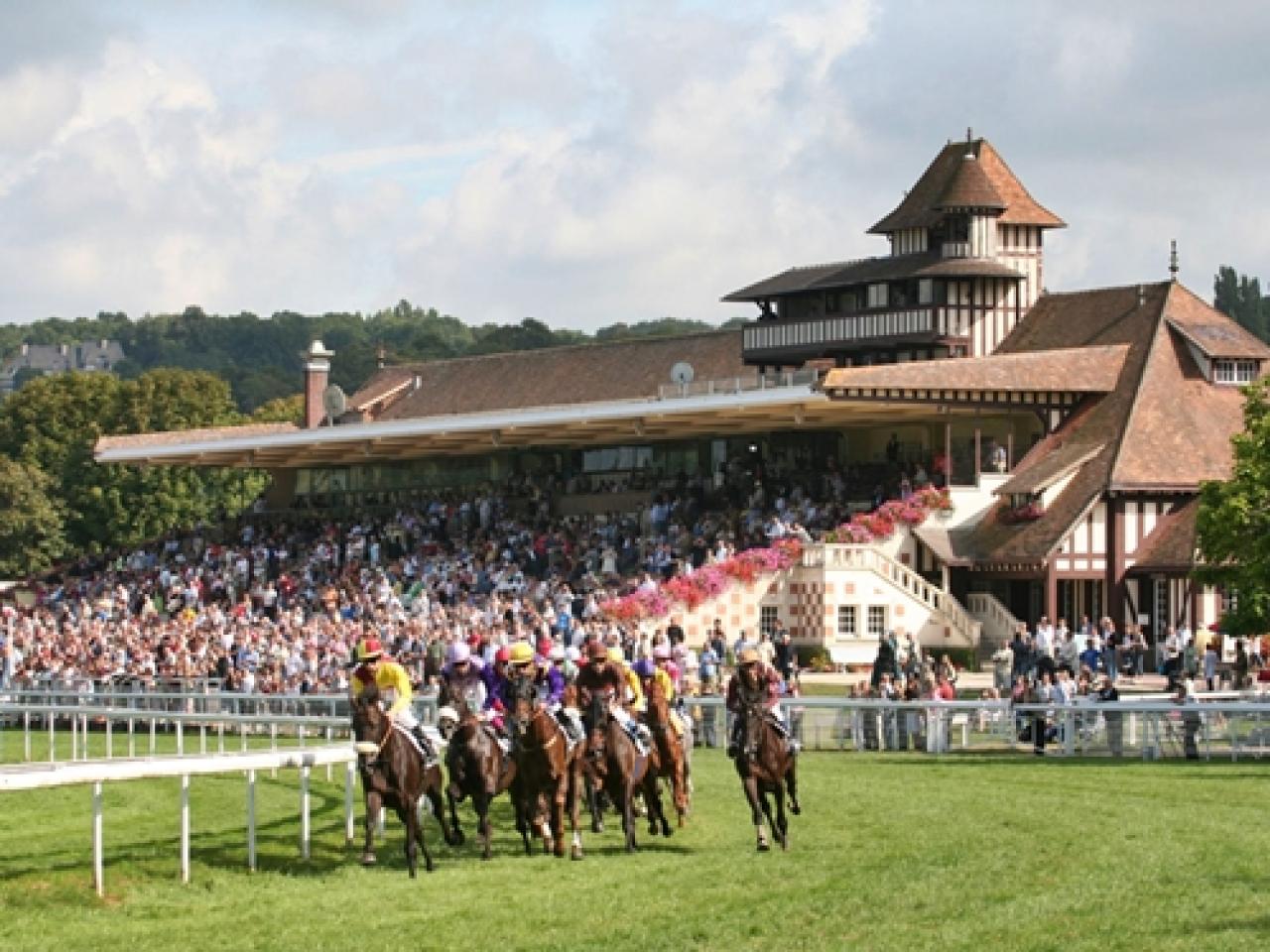 29 Aralık Perşembe Fransa Deauville yarış programı ve erken bahis oranları belli oldu