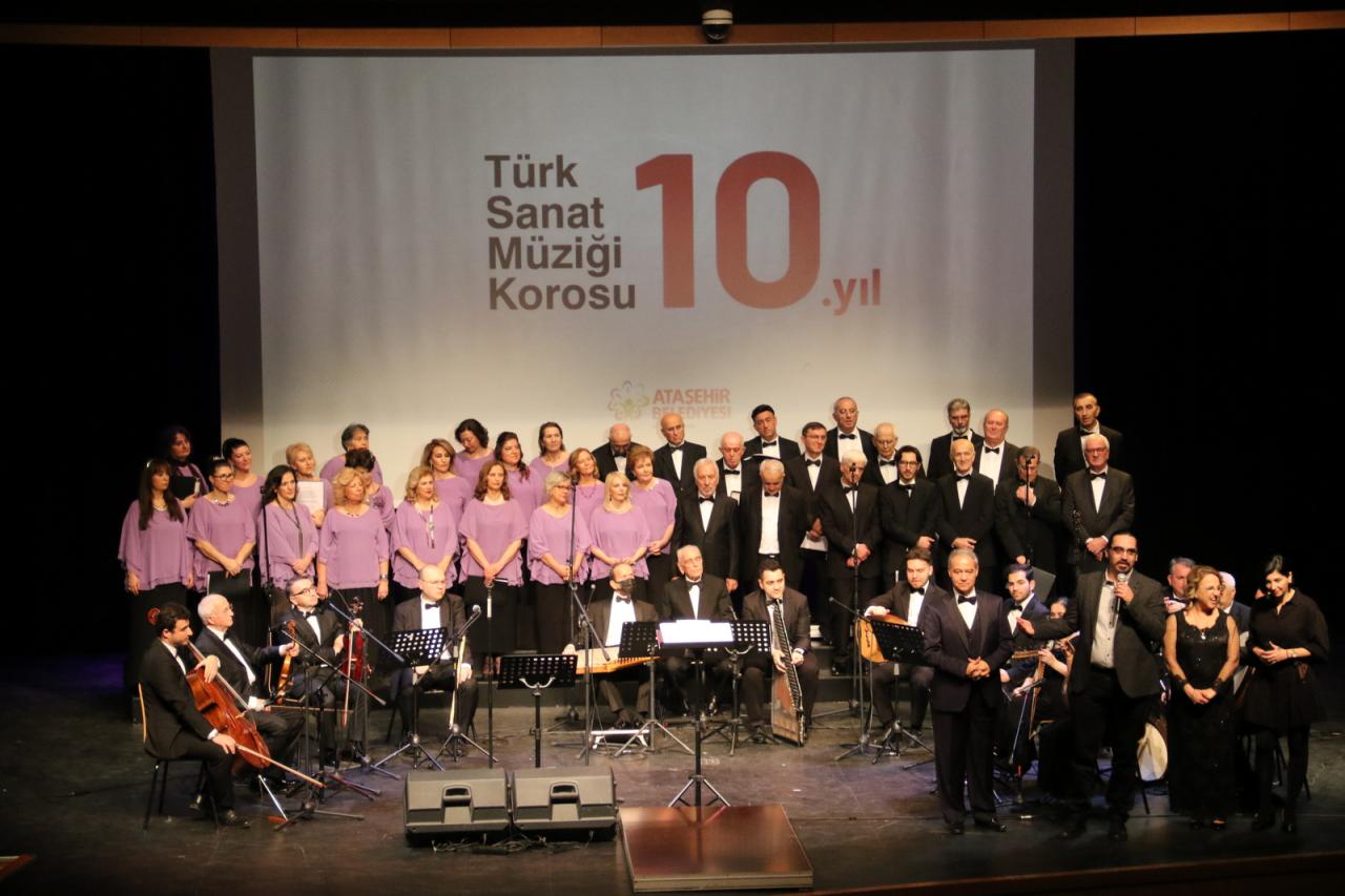 ATAŞEHİR BELEDİYESİ TÜRK SANAT MÜZİĞİ KOROSU’NDAN 10. YILA ÖZEL KONSER