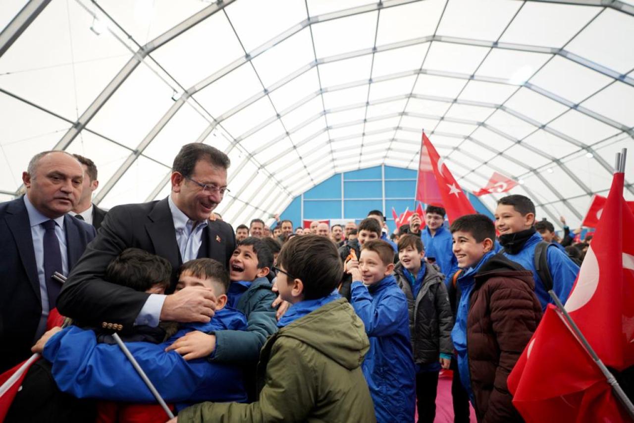 İBB VE İLÇE BELEDİYESİ ORTAKLIĞIYLA SULTANBEYLİ’YE DEV SPOR TESİSİ