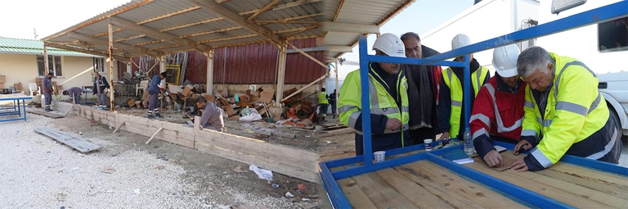 DEFNE'DE AFET MERKEZİ KURUYORUZ