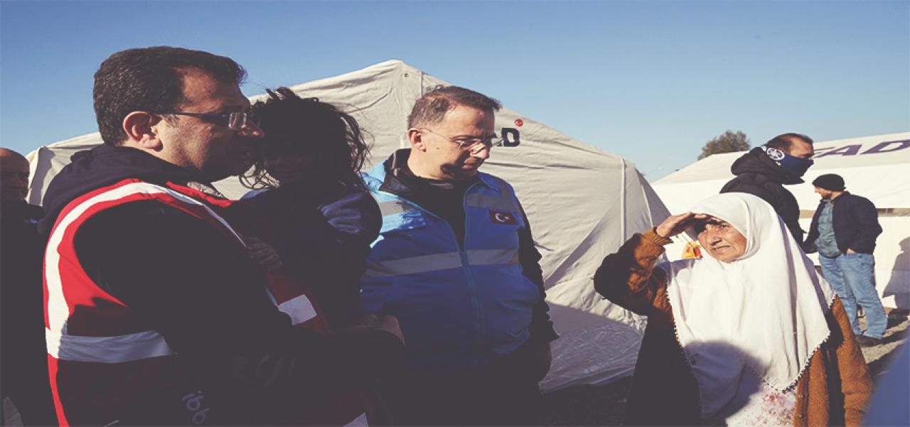 BEYLİKDÜZÜ BELEDİYE BAŞKANI ÇALIK DEPREM BÖLGESİNDE