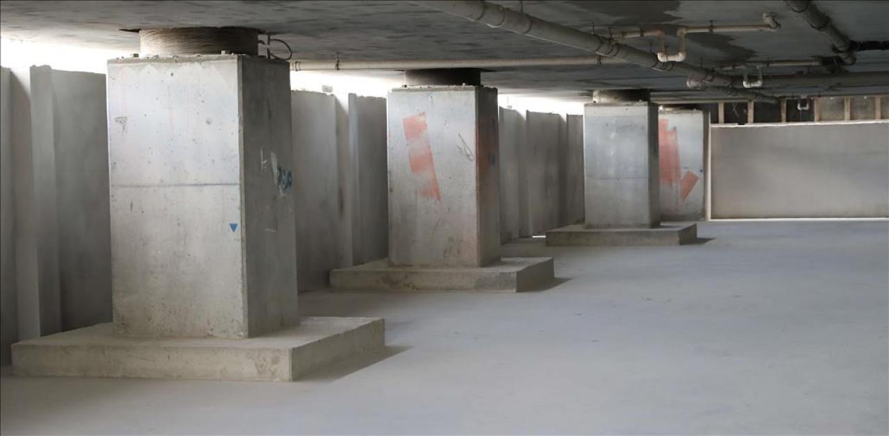 BAŞKAN KARTOĞLU: “İZOLATÖRLÜ KONUTLAR DEPREMİN YIKICI ETKİSİNİ ÖNLÜYOR”