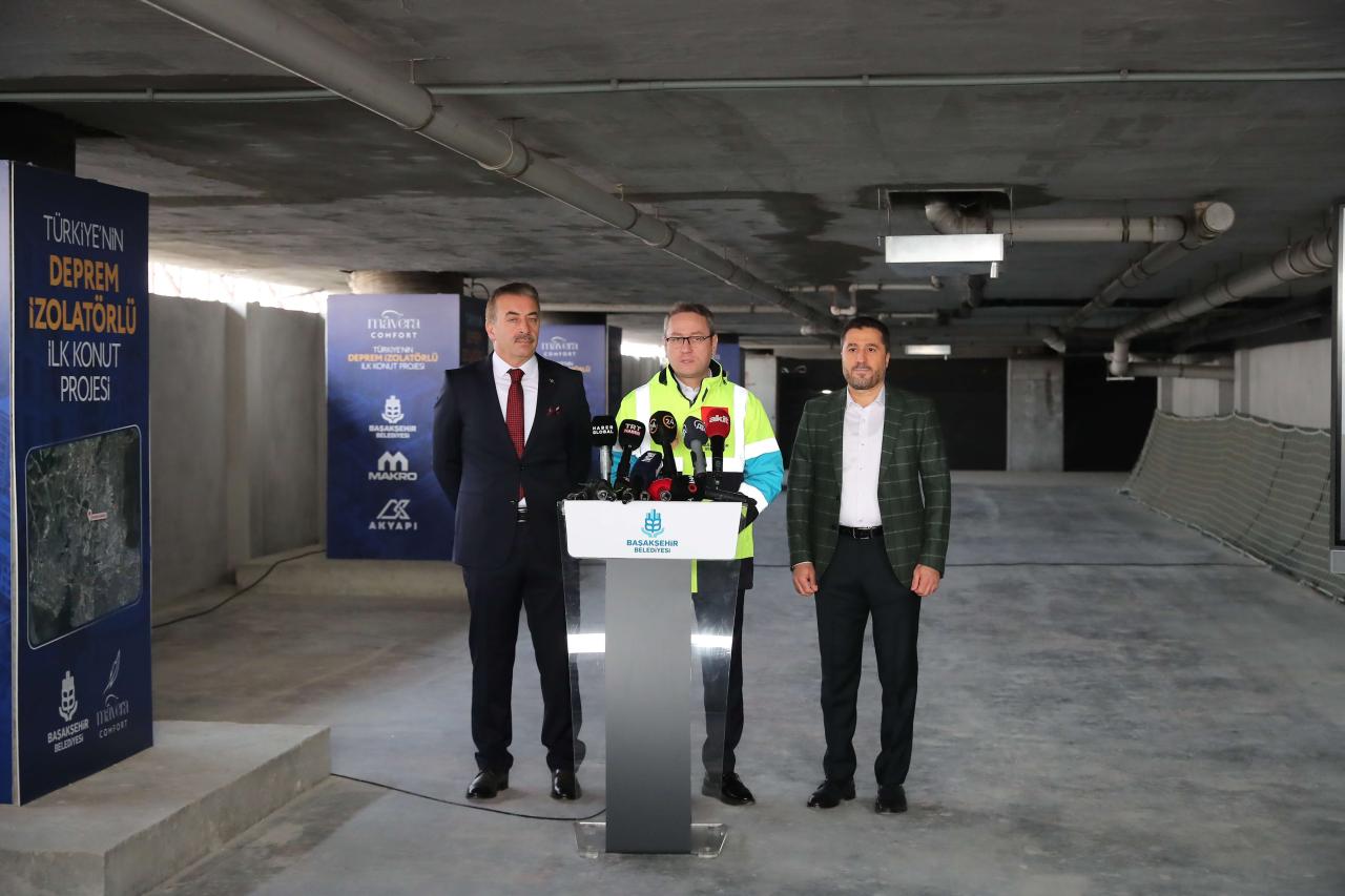 DEPREM İZOLATÖRLÜ KONUTLAR BAŞAKŞEHİR BELEDİYESİ GARANTÖRLÜĞÜNDE YAPILDI