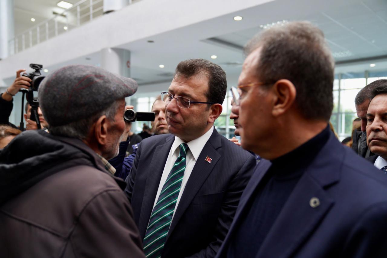 İMAMOĞLU DEPREMİN YANI BAŞINDAKİ MERSİN’DE